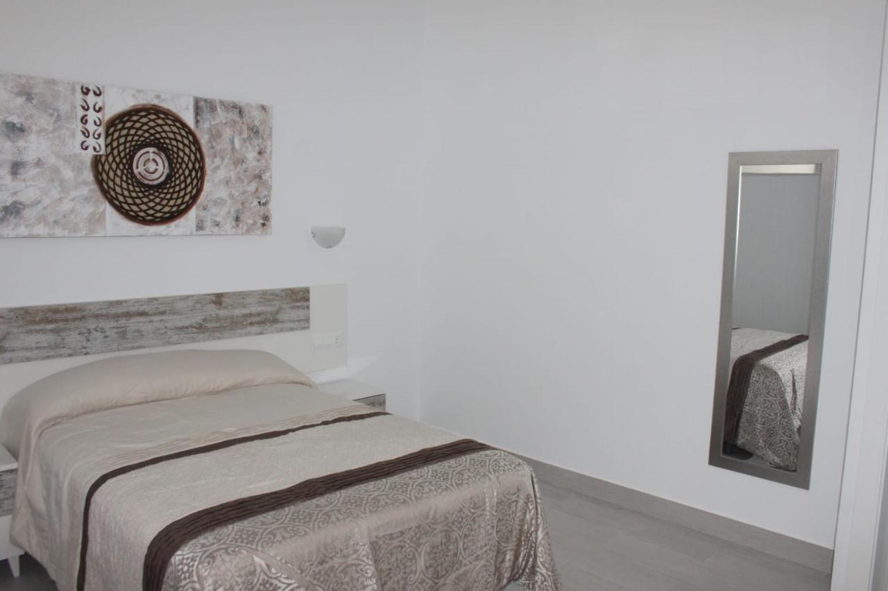 Apartamentos Margo 2 Málaga Eksteriør billede